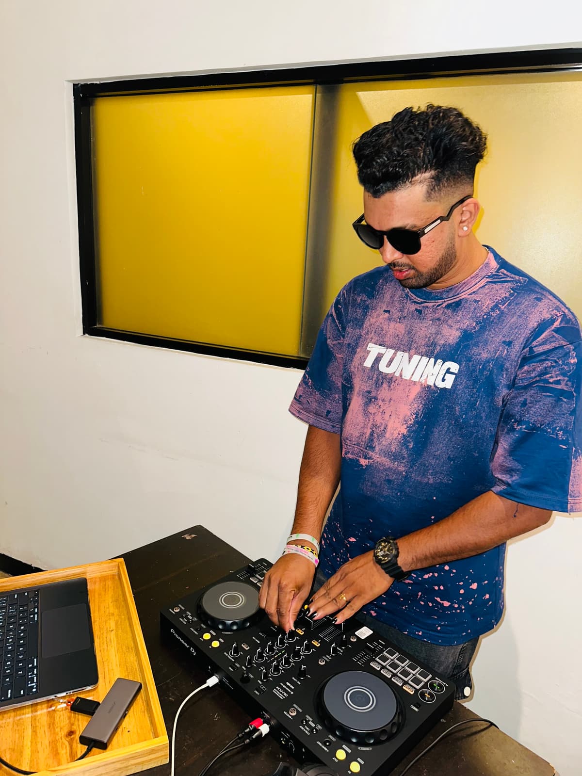 ZEYROM at the decks — photo 14