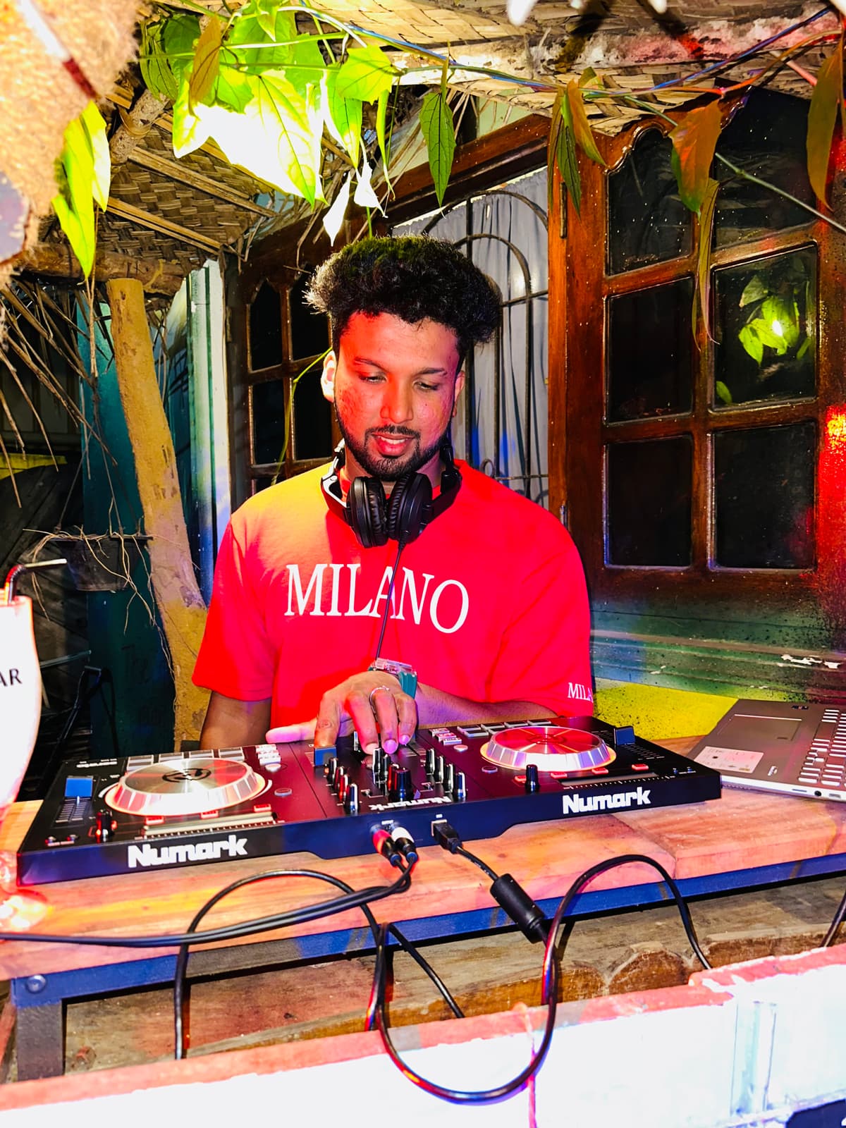 ZEYROM at the decks — photo 9
